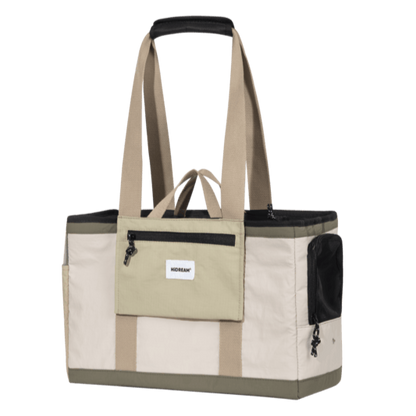 Spacious and lightweight pet carrier with leg-out design -KtKitty