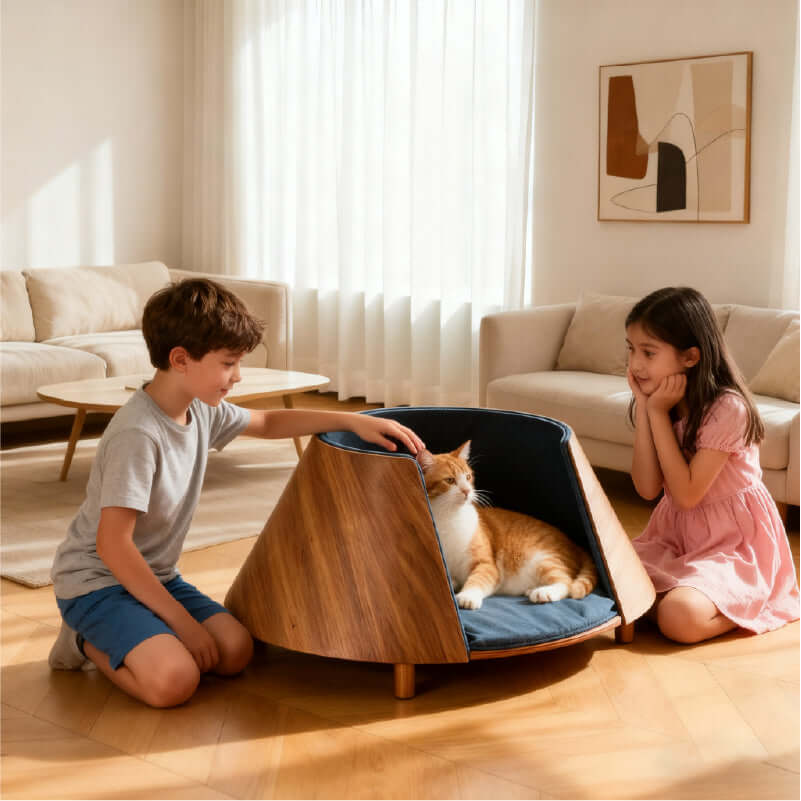 UFO Wooden Cat Bed – Eco-Friendly Solid Wood Cat Furniture