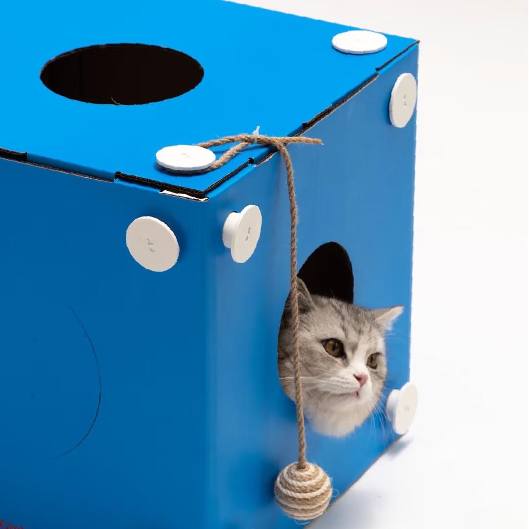 Arco Cardboard Cat Home with an interactive tunnel design, made from safe, durable cardboard (362g-630g). Ideal for solo or group play, offering hours of entertainment. 