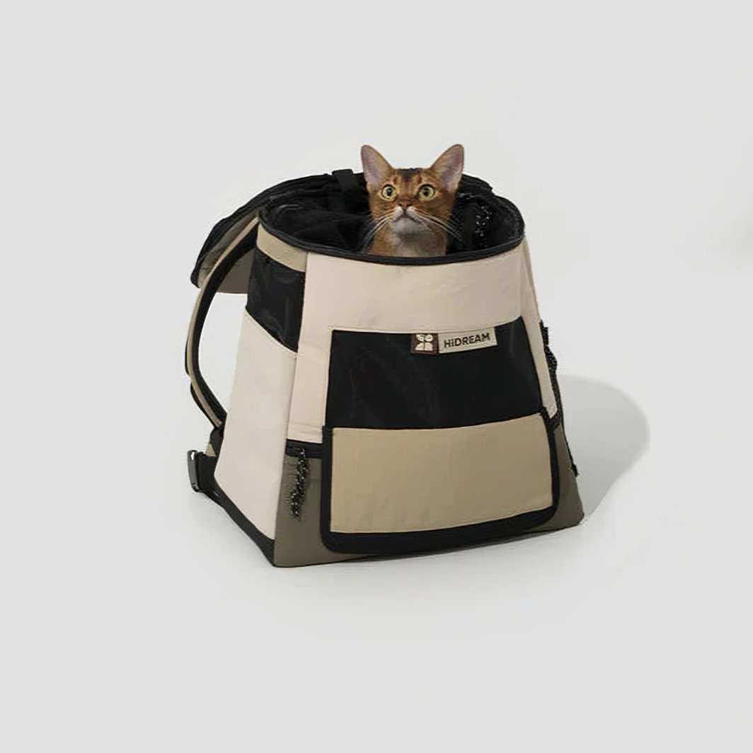 Equipped with breathable mesh panels for optimal airflow, keeping your cat cool and comfortable. -KtKitty