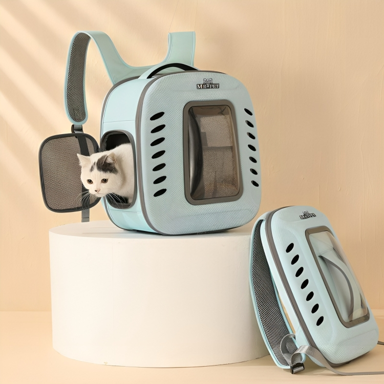 This cat carrier backpack is lightweight, designed for easy carrying during outdoor adventures and trips.