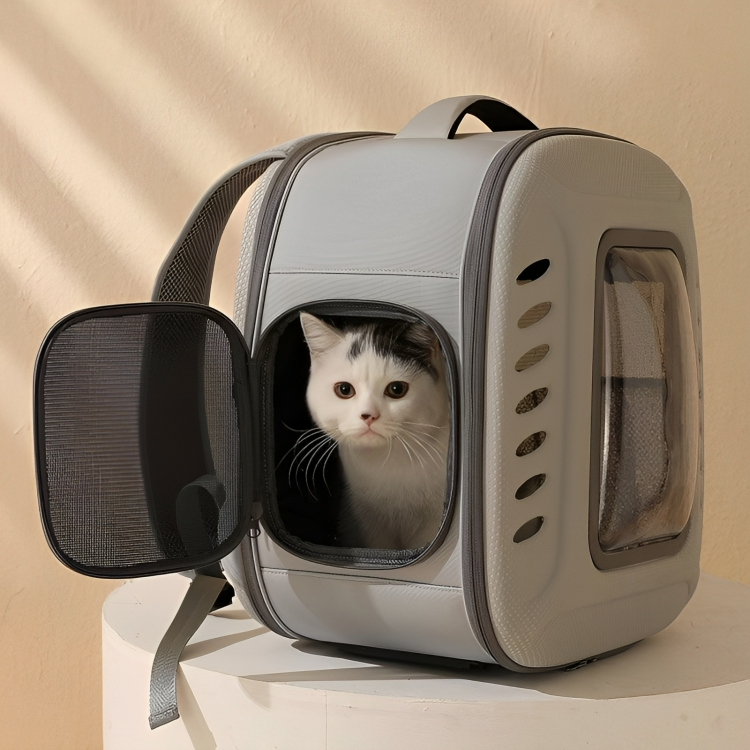 The multi-vent design ensures optimal air circulation, keeping your cat cool and comfortable- KtKitty