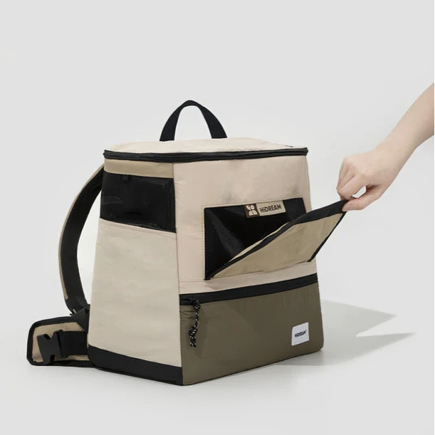 Sleek and travel-friendly design, ideal for daily outings, vet visits, and long journeys. -KtKitty