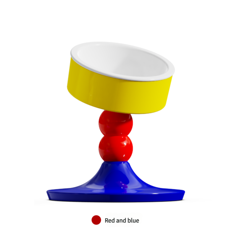 Easy to separate ceramic bowl for quick refilling and thorough cleaning.