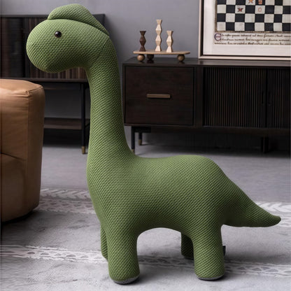 Anti-tip base design for cat tree structural safety