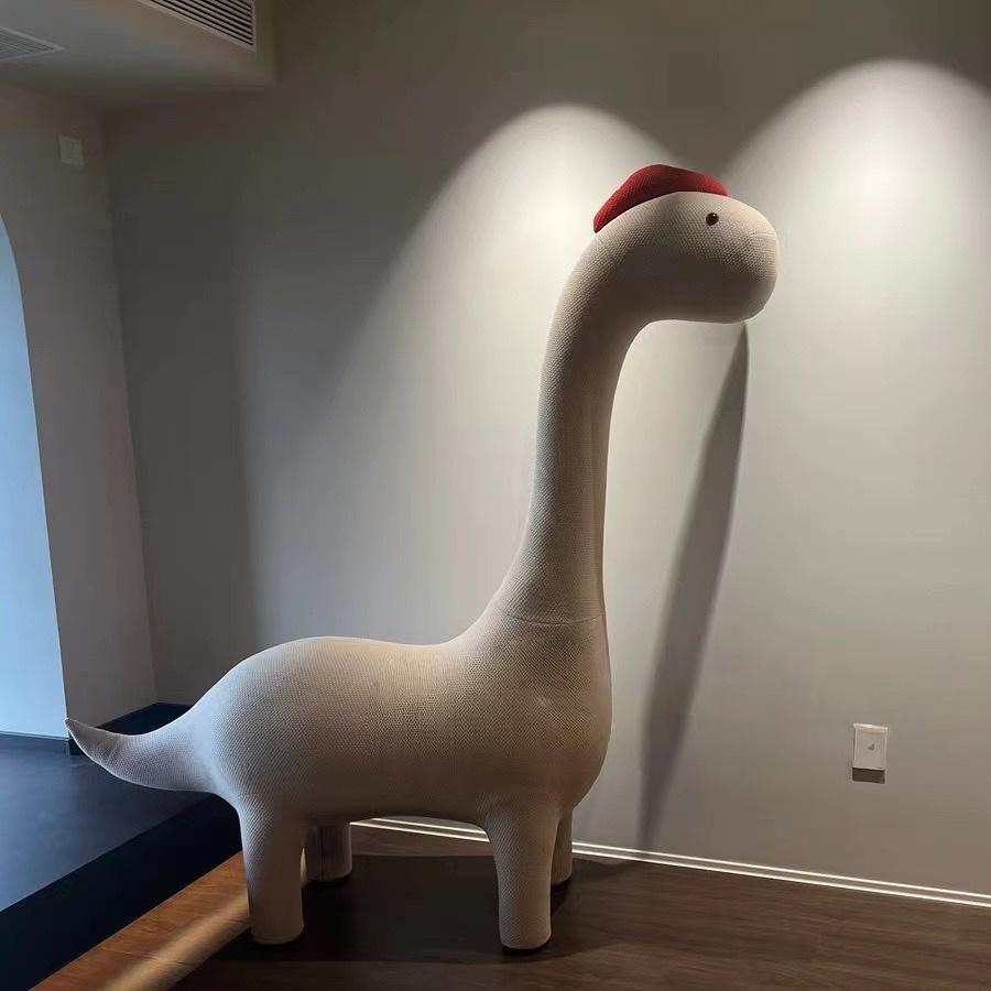 Size chart for dinosaur cat tree in small and large sizes