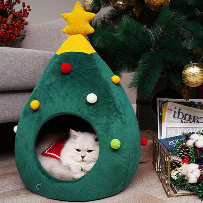 🎄 Cozy Christmas Cat Bed