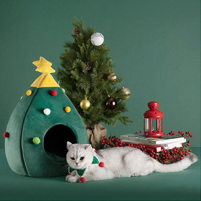 🎄 Cozy Christmas Cat Bed