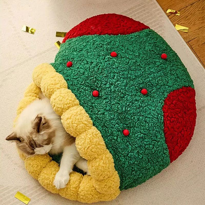 Cozy Christmas Cat Bed
