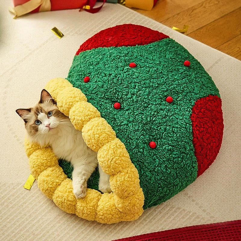 Cozy Christmas Cat Bed