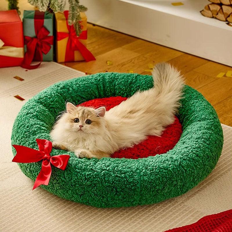 Cozy Christmas Cat Bed