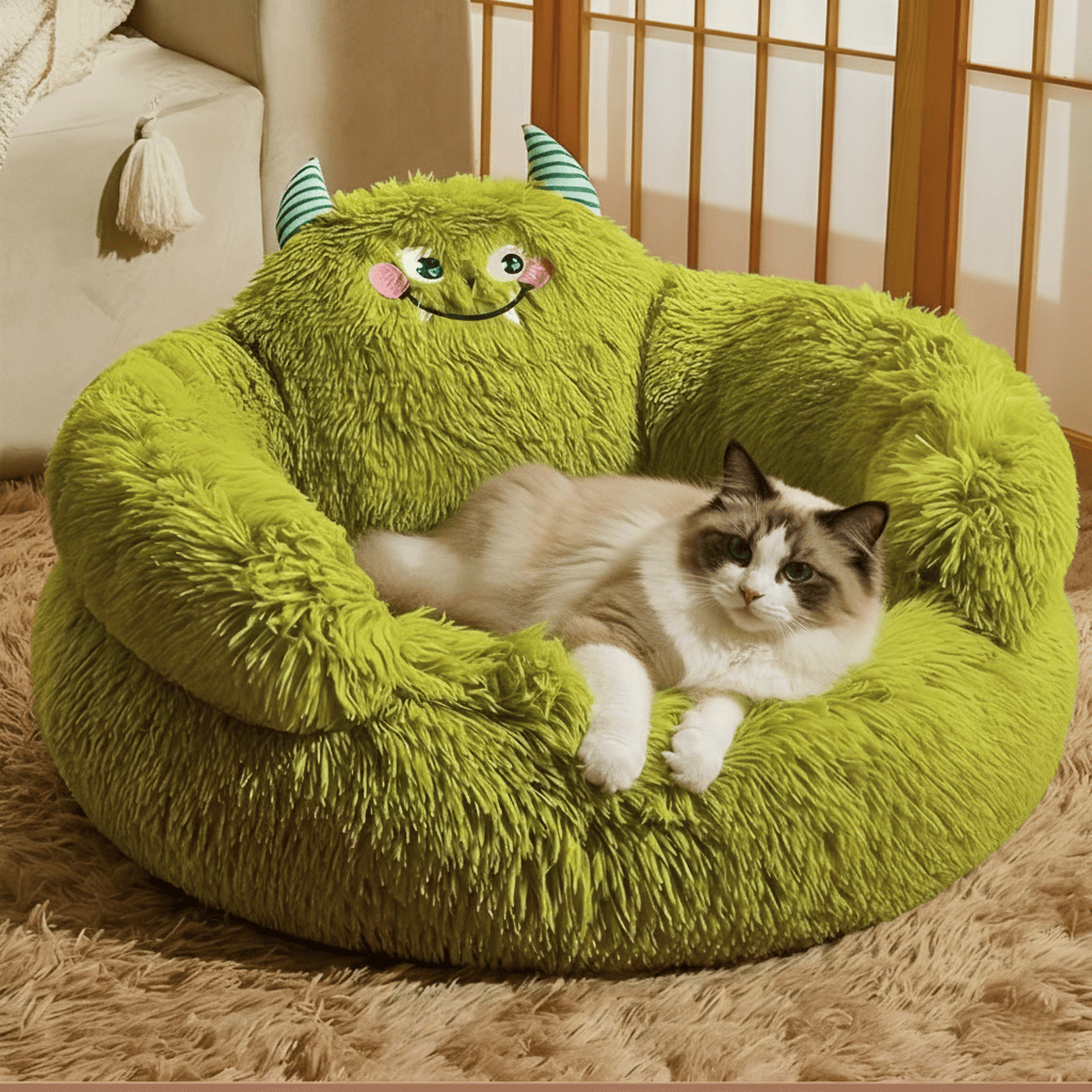 Close-up of a Ragdoll cat kneading a plush cat bed made of high-resilience PP cotton for cloud-like comfort.