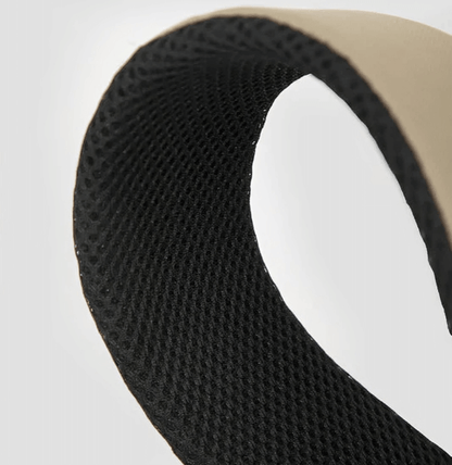 Hard base design provides stability, allowing easy sitting and standing-KtKitty